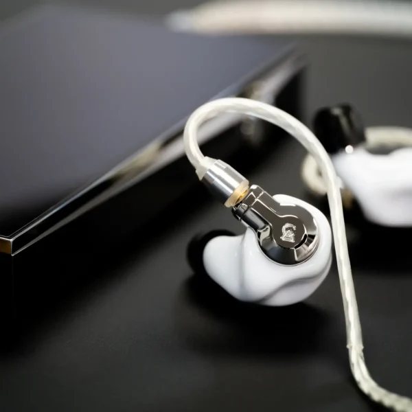 Campfire Audio Cascara Multiverse Edition